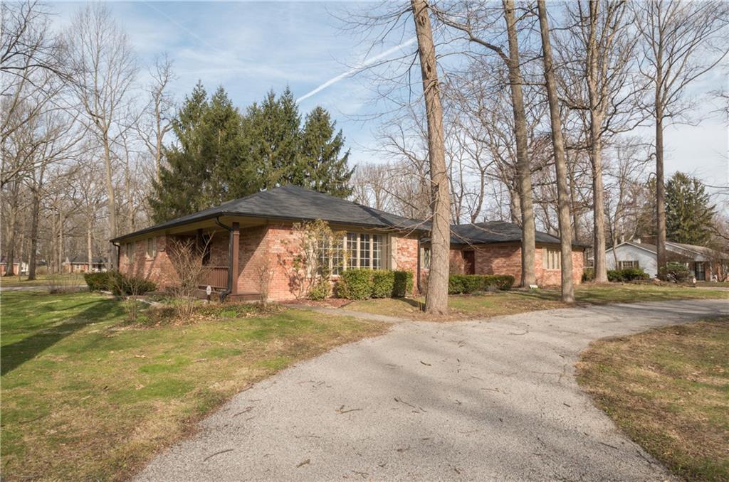 3370 Manning Road Indianapolis, IN 46228 - Photo 1 of 25 Gallery Image 1
