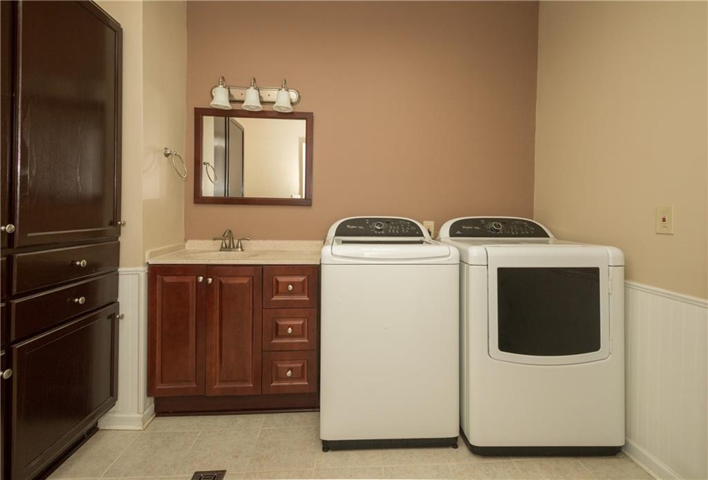 3370 Manning Road Indianapolis, IN 46228 - Photo 12 of 25 Gallery Image 12