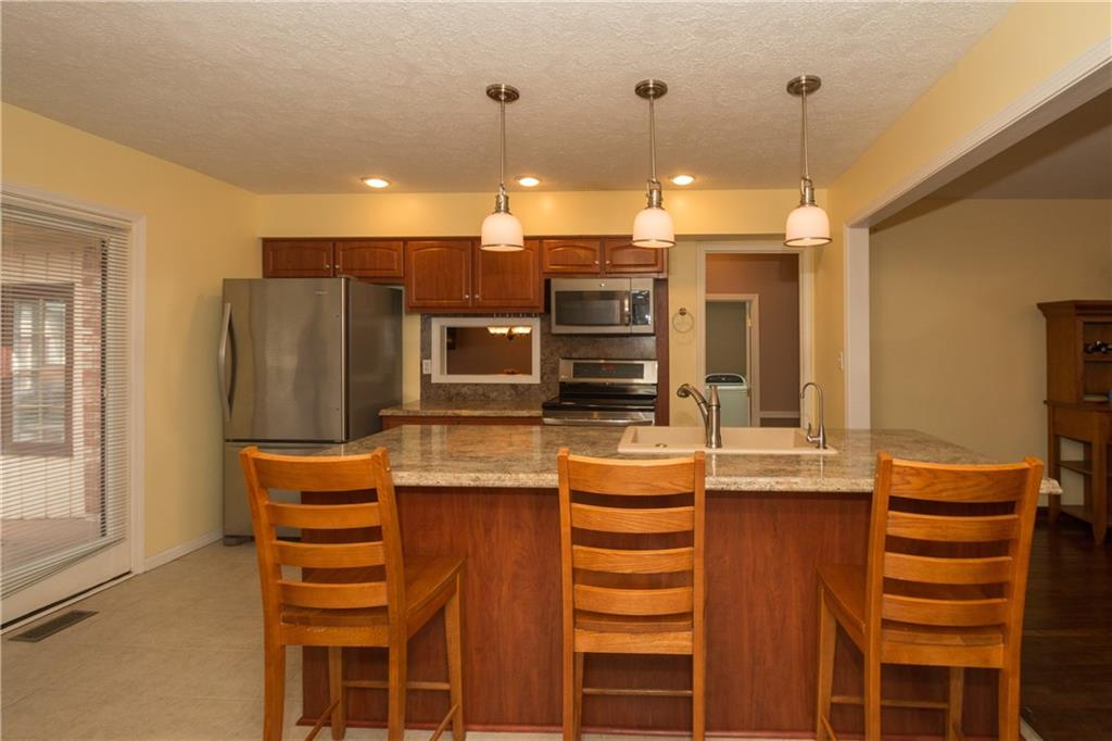 3370 Manning Road Indianapolis, IN 46228 - Photo 5 of 25 Gallery Image 5