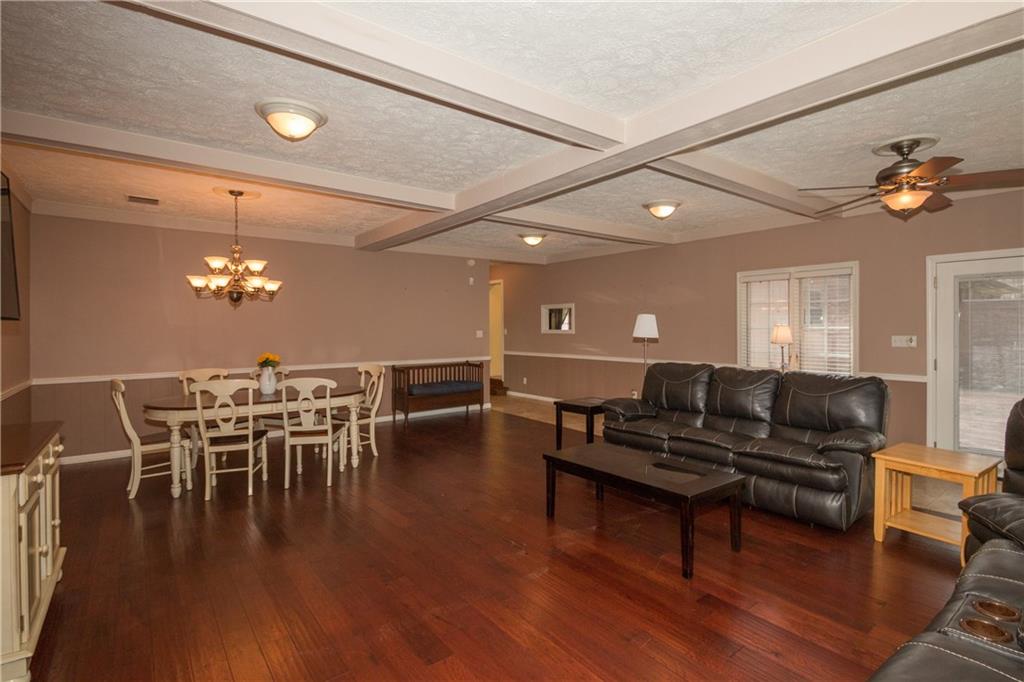 3370 Manning Road Indianapolis, IN 46228 - Photo 10 of 25 Gallery Image 10