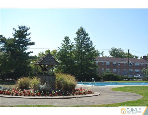 160 Evergreen Road, Unit 2B Edison, NJ 08837 - Photo 1 of 7 Gallery Image 1