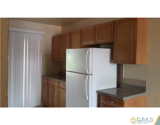 160 Evergreen Road, Unit 2B Edison, NJ 08837 - Photo 5 of 7 Gallery Image 5