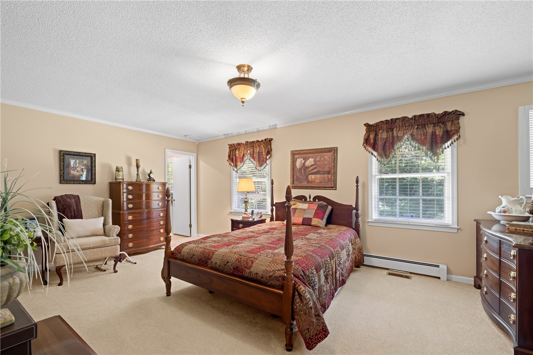 706 Pinewood Drive Pendleton, SC 29670 - Photo 21 of 35 Generously sized Primary bedroom.
