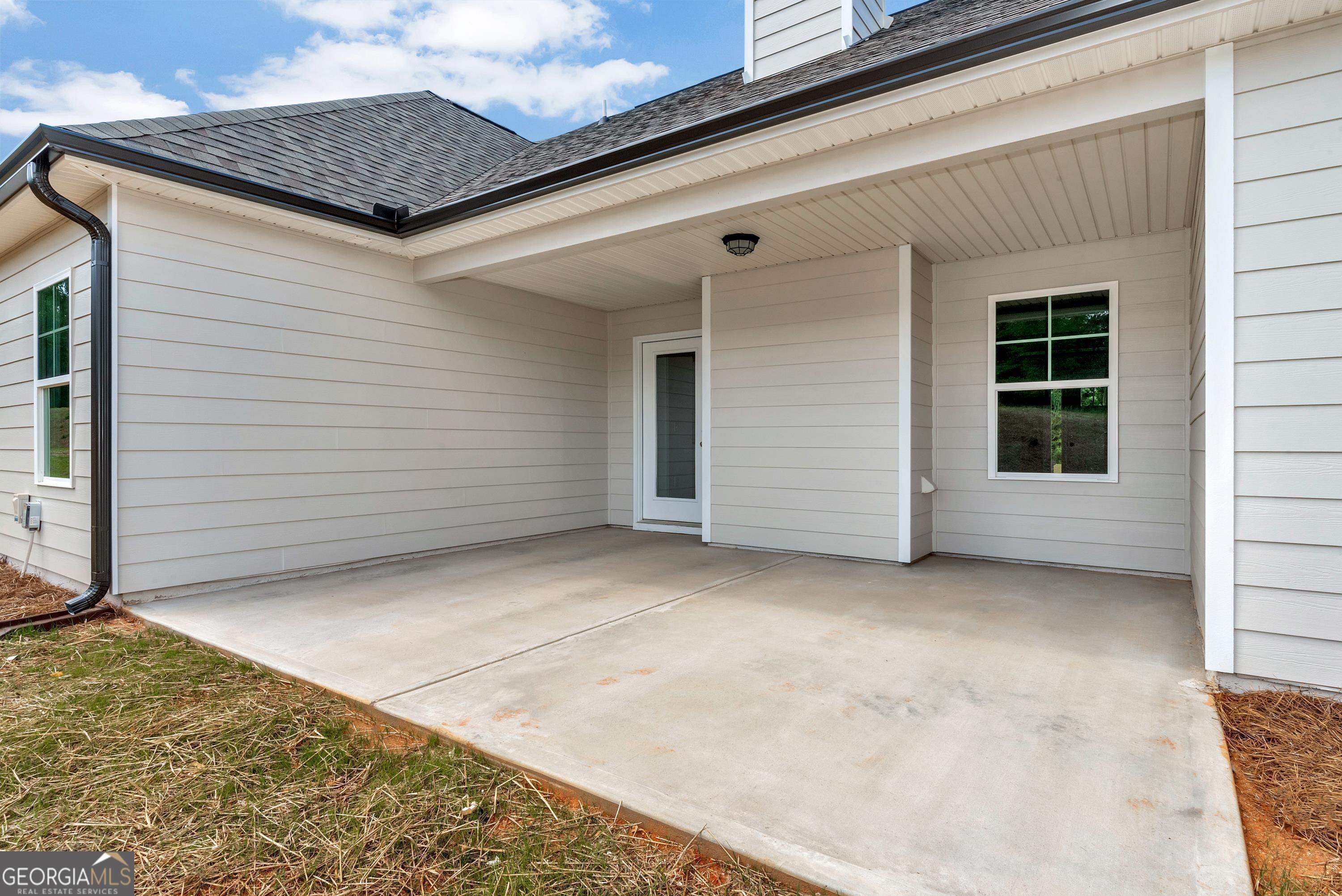 416 Myles Way Winder, GA 30680 - Photo 2 of 32