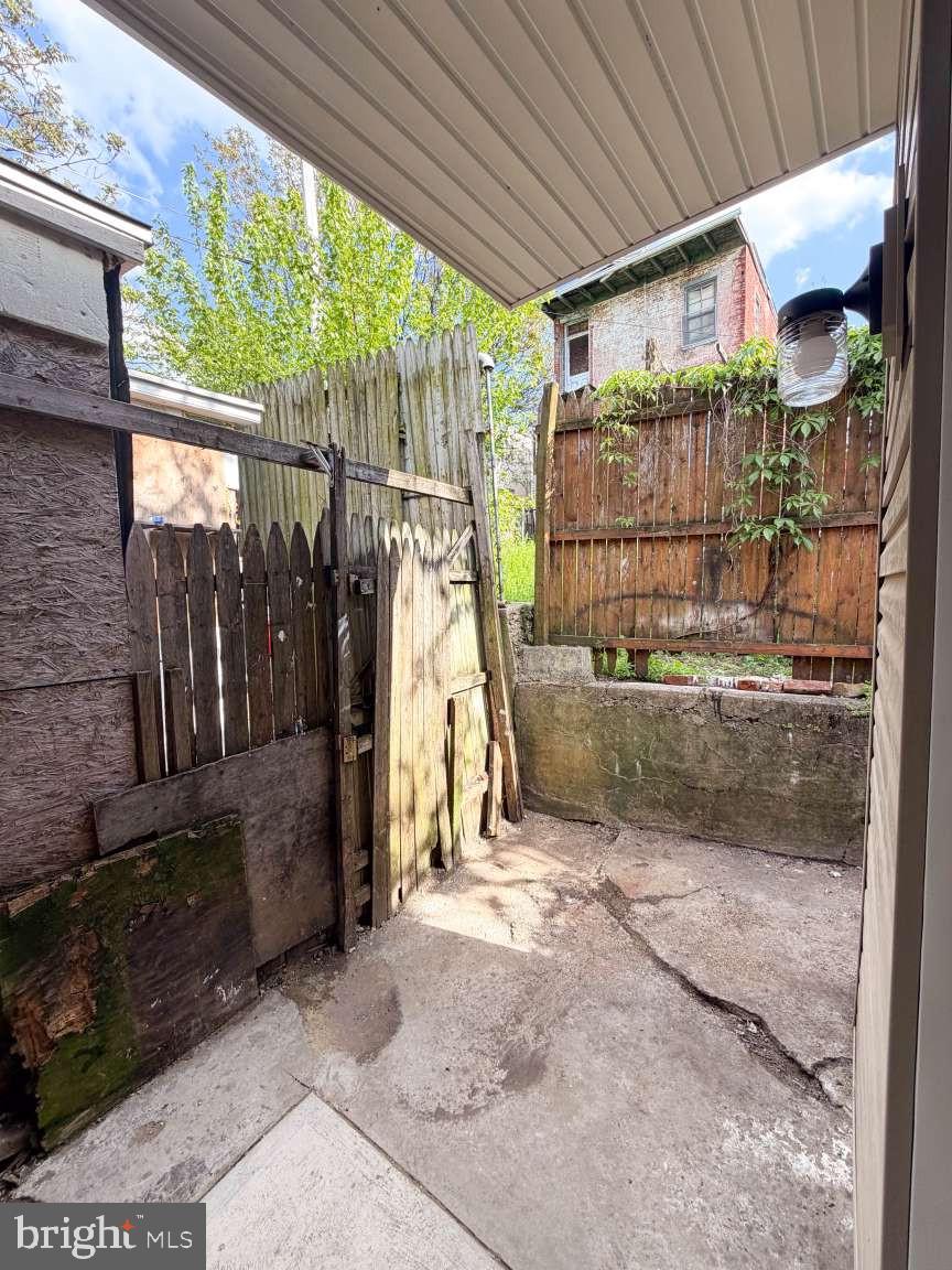 1050 Culvert Street Reading, PA 19602 - Photo 7 of 17