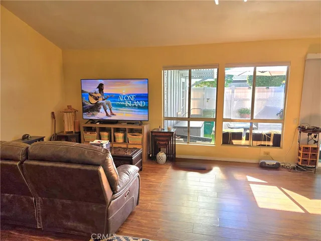 $414,900 | 3760 Vista Campana South, Unit 81, Oceanside, CA 92057