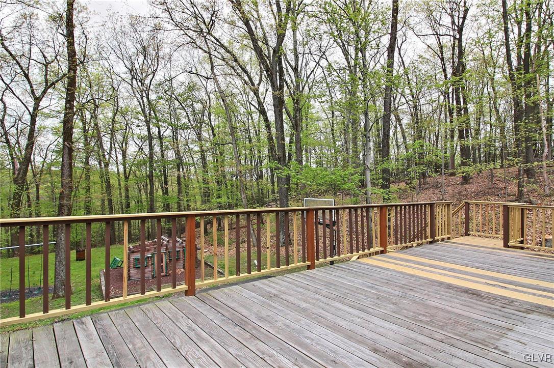 356 Timberlake Road Stroudsburg, PA 18360 - Photo 45 of 47 Gallery Image 45