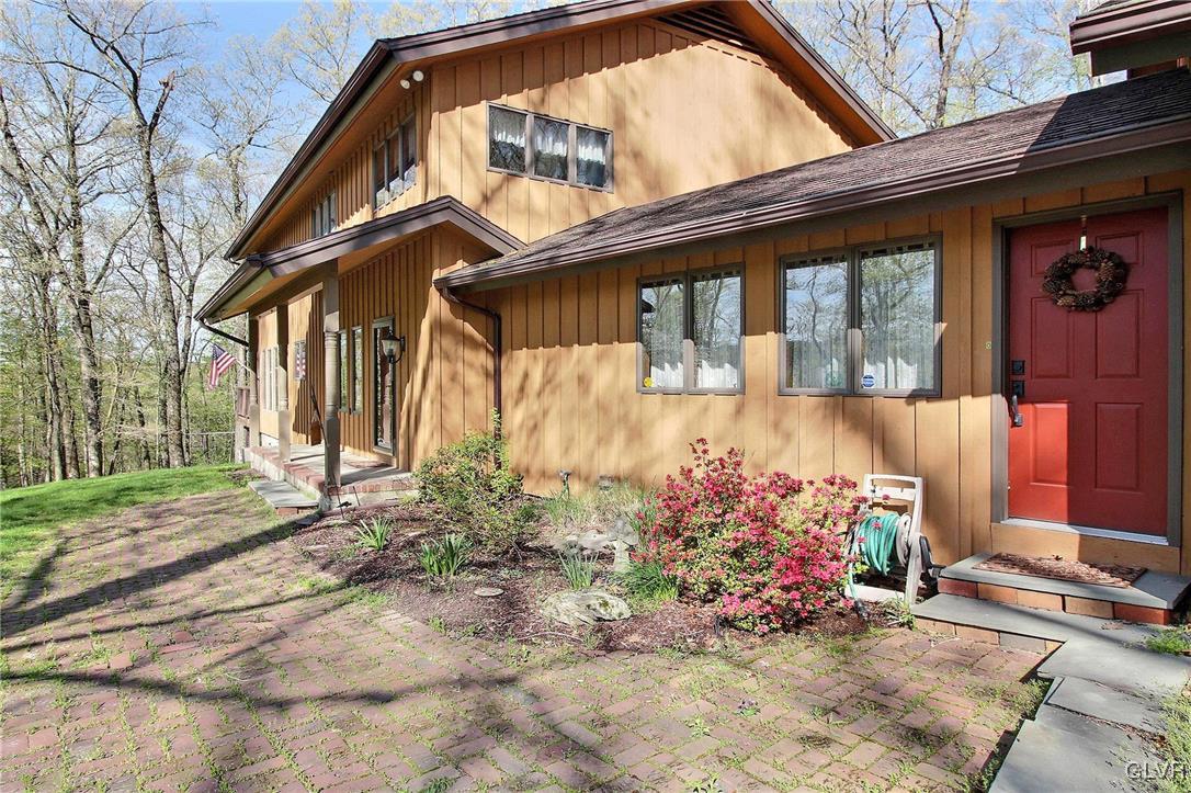 356 Timberlake Road Stroudsburg, PA 18360 - Photo 5 of 47 Gallery Image 5