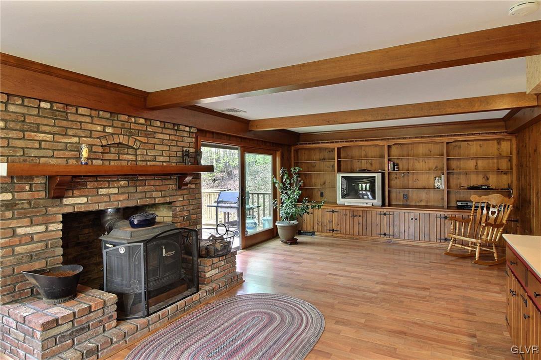 356 Timberlake Road Stroudsburg, PA 18360 - Photo 8 of 47 Gallery Image 8