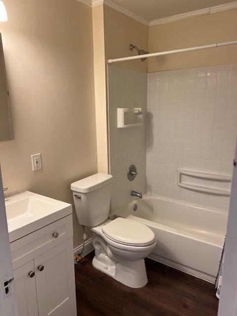 885 Thomas Road Columbus, OH 43212 - Photo 15 of 18 Full Bathroom