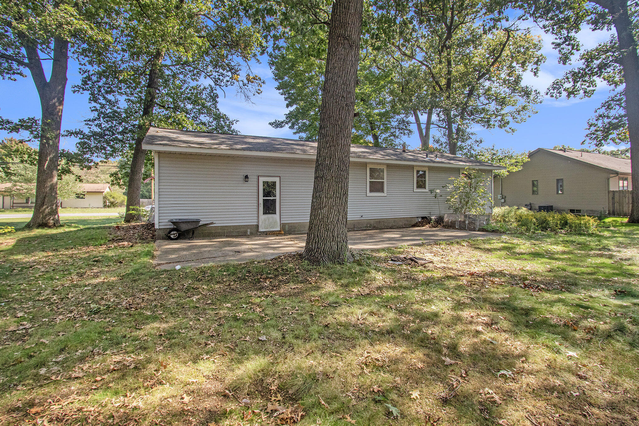 151 Brooks Road South Muskegon, MI 49442 - Photo 26 of 30 028_s22a0223