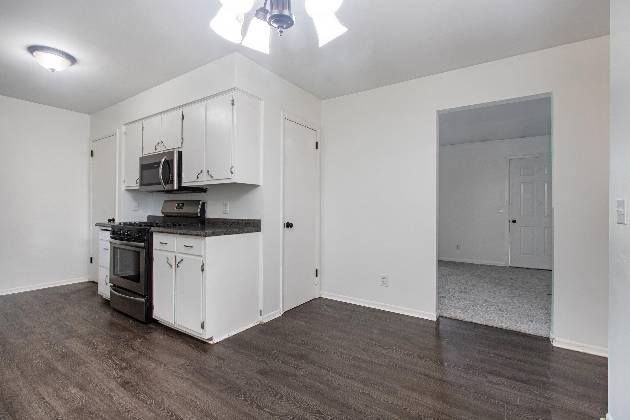 151 Brooks Road South Muskegon, MI 49442 - Photo 8 of 30 010_s22a0190