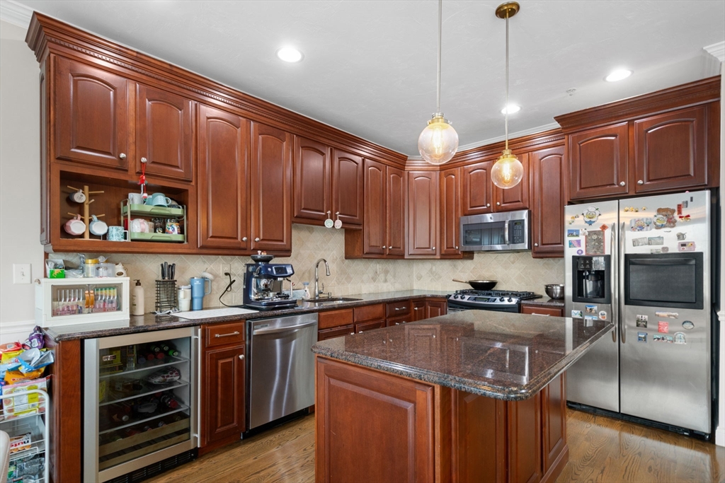 806 Ledgewood Way, Unit 806 Clinton, MA 01510 - Photo 17 of 39