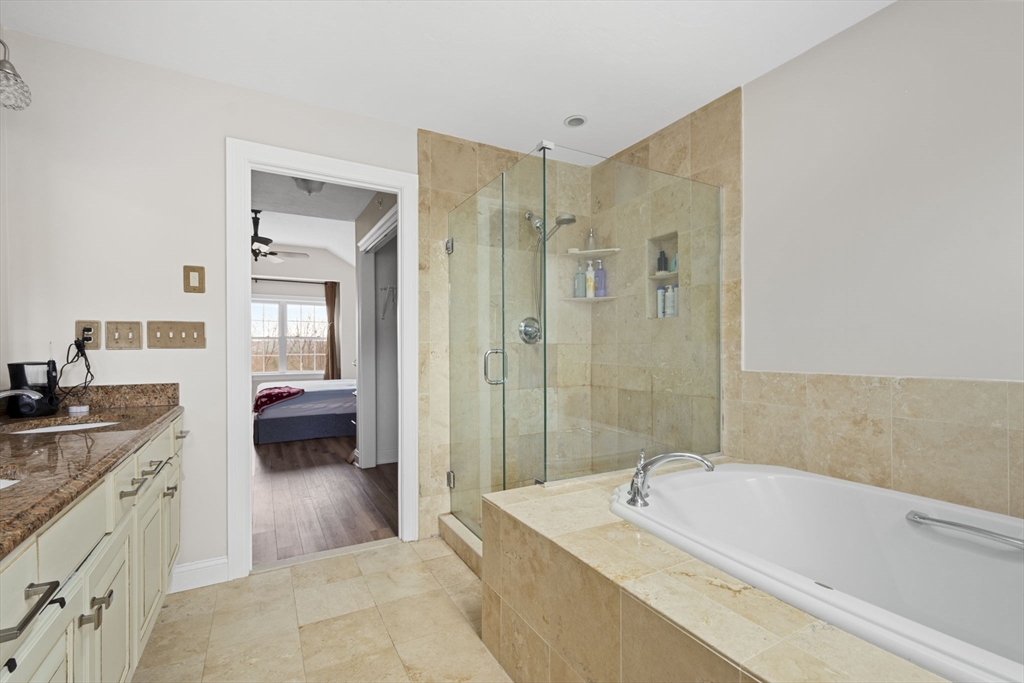 806 Ledgewood Way, Unit 806 Clinton, MA 01510 - Photo 28 of 39