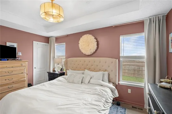 $299,900 | 705 Fall Creek Circle, Belton, MO 64012