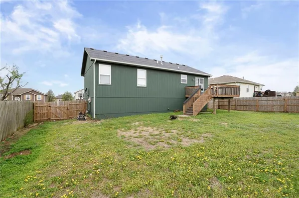 $299,900 | 705 Fall Creek Circle, Belton, MO 64012