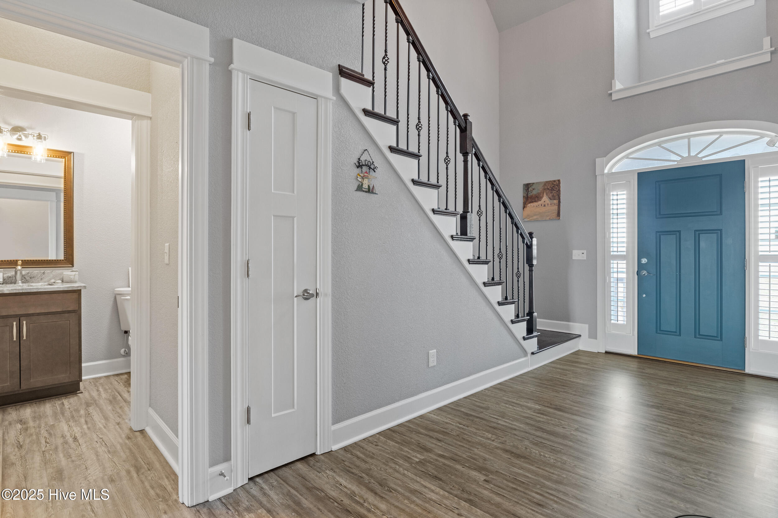 292 Highway 34 Camden, NC 27921 - Photo 13 of 43 Foyer