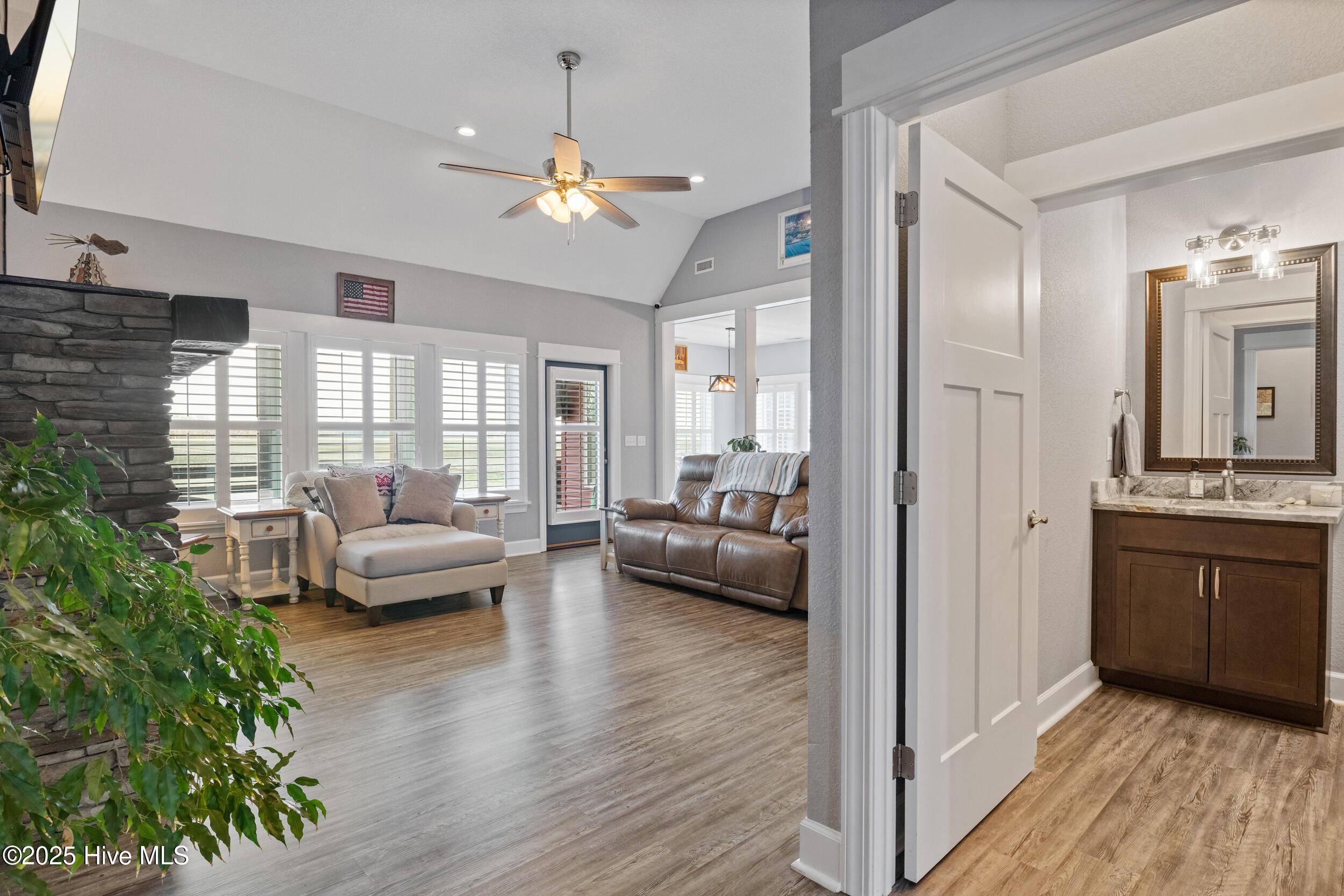 292 Highway 34 Camden, NC 27921 - Photo 4 of 43 Living Room/Half Bath