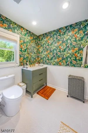 $1,795,000 | 250 Old Short Hills Road, Short Hills, NJ 07078