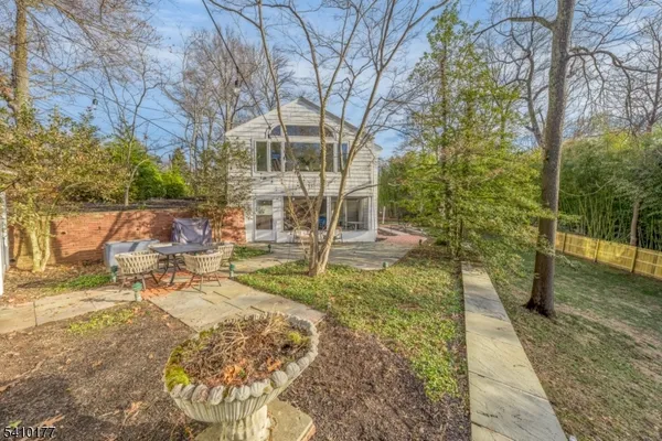 $1,795,000 | 250 Old Short Hills Road, Short Hills, NJ 07078