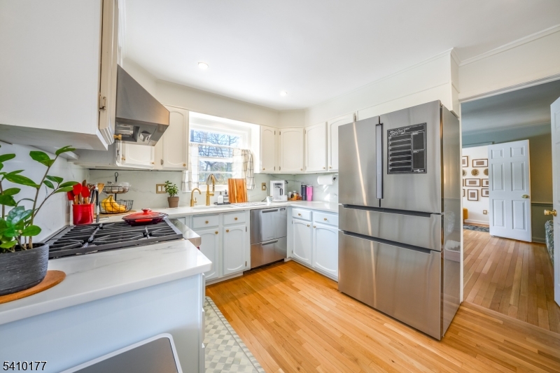 250 Old Short Hills Road Short Hills, NJ 07078 - Photo 9 of 38