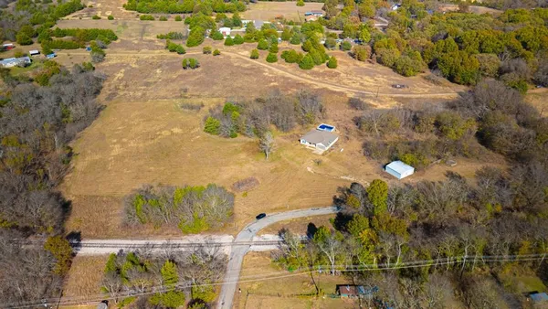 $475,000 | 121 Washburn Road North, Bells, TX 75414