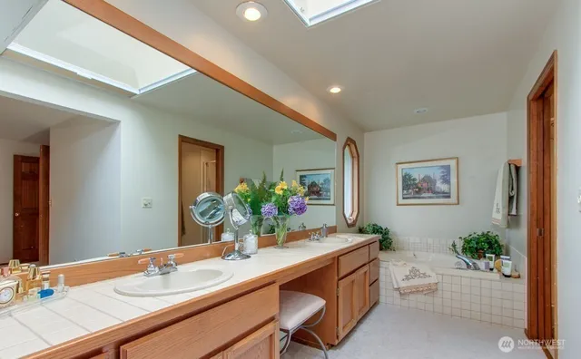 $4,200 | 17805 Northeast 139th Street, Redmond, WA 98052