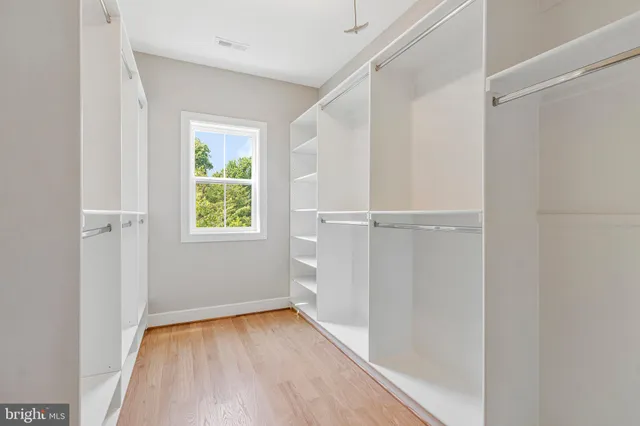 $2,660,000 | 2300 Meridian Street, Falls Church, VA 22046