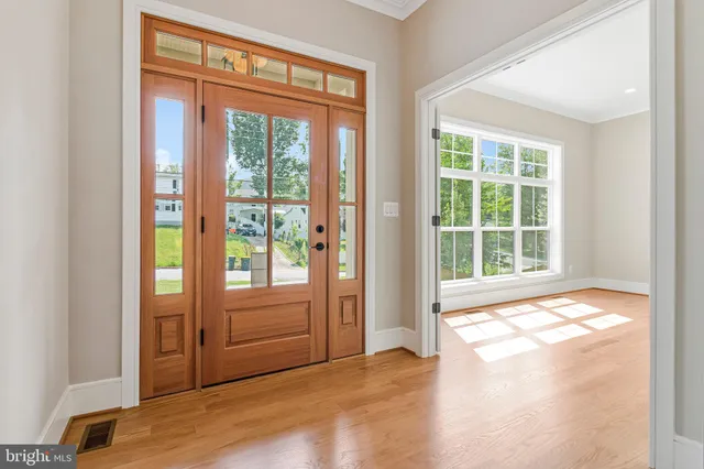 $2,660,000 | 2300 Meridian Street, Falls Church, VA 22046