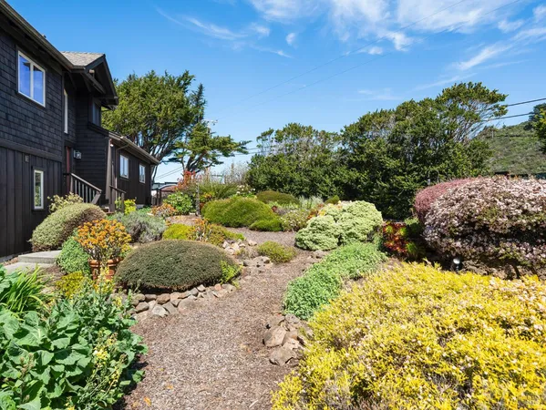 $1,995,000 | 7400 Highway 1, Elk, CA 95432