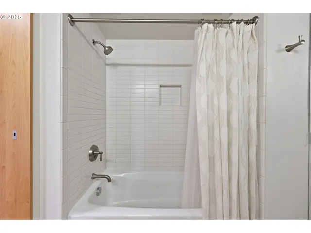 $339,000 | 4216 North Mississippi Avenue, Unit 211, Portland, OR 97217