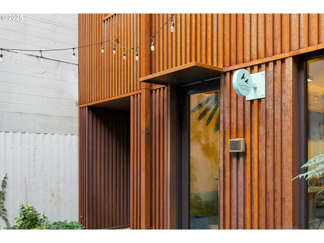 $339,000 | 4216 North Mississippi Avenue, Unit 211, Portland, OR 97217