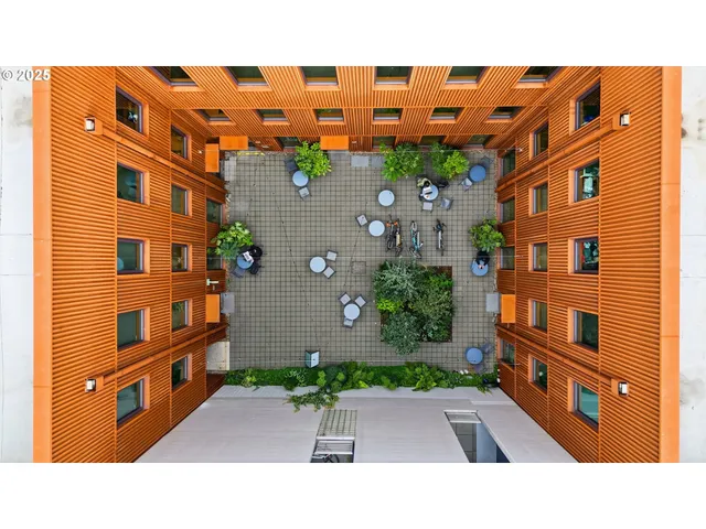 $339,000 | 4216 North Mississippi Avenue, Unit 211, Portland, OR 97217