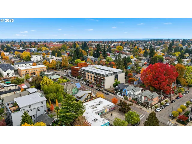 $339,000 | 4216 North Mississippi Avenue, Unit 211, Portland, OR 97217