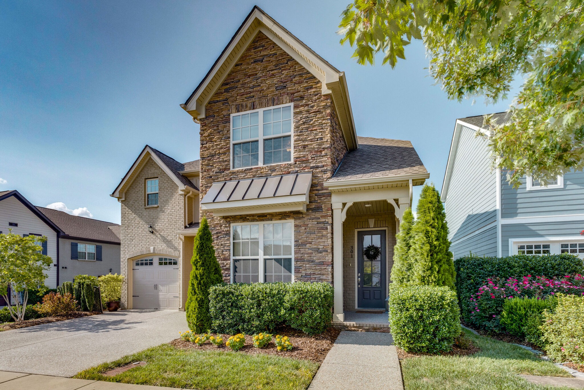 301 Rafferty Court Franklin, TN 37064 - Photo 2 of 39