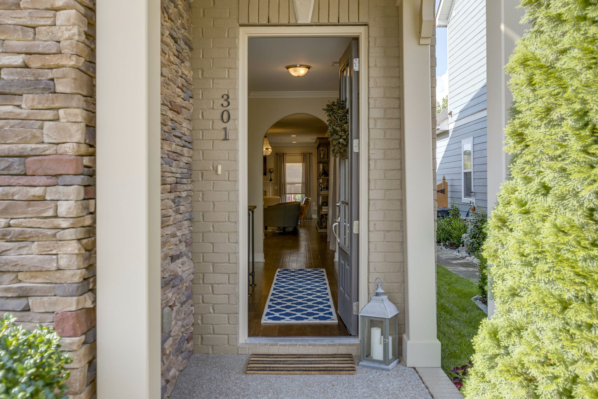 301 Rafferty Court Franklin, TN 37064 - Photo 4 of 39