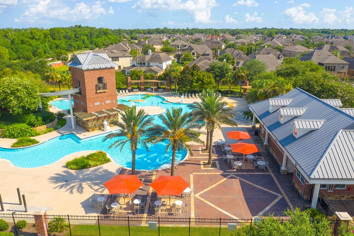 2706 Cottage Pk Drive Rosharon, TX 77583 - Photo 8 of 12 Community Lifestyle