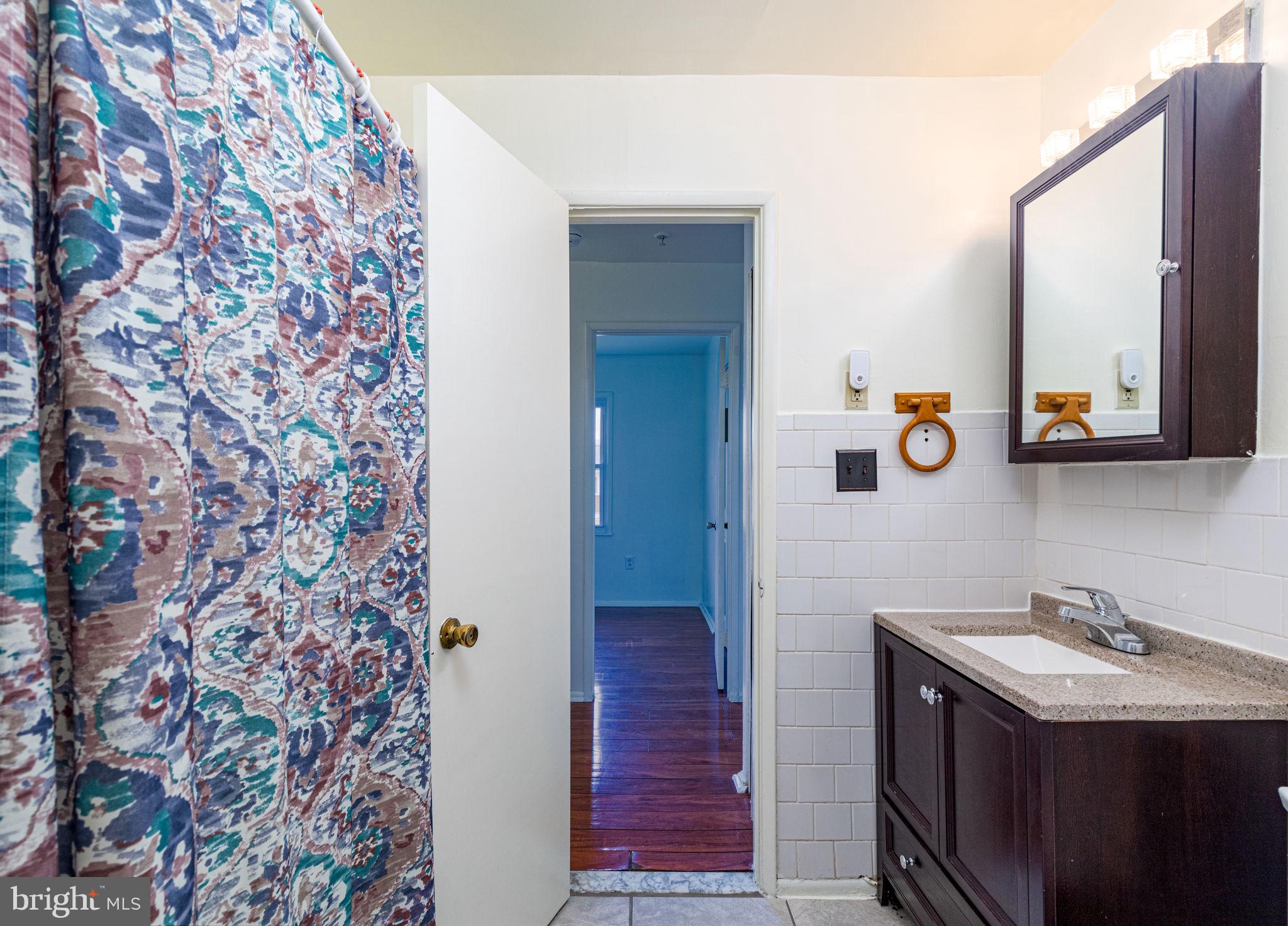1911 Juniper Road Edgewood, MD 21040 - Photo 12 of 22 Full Bathroom