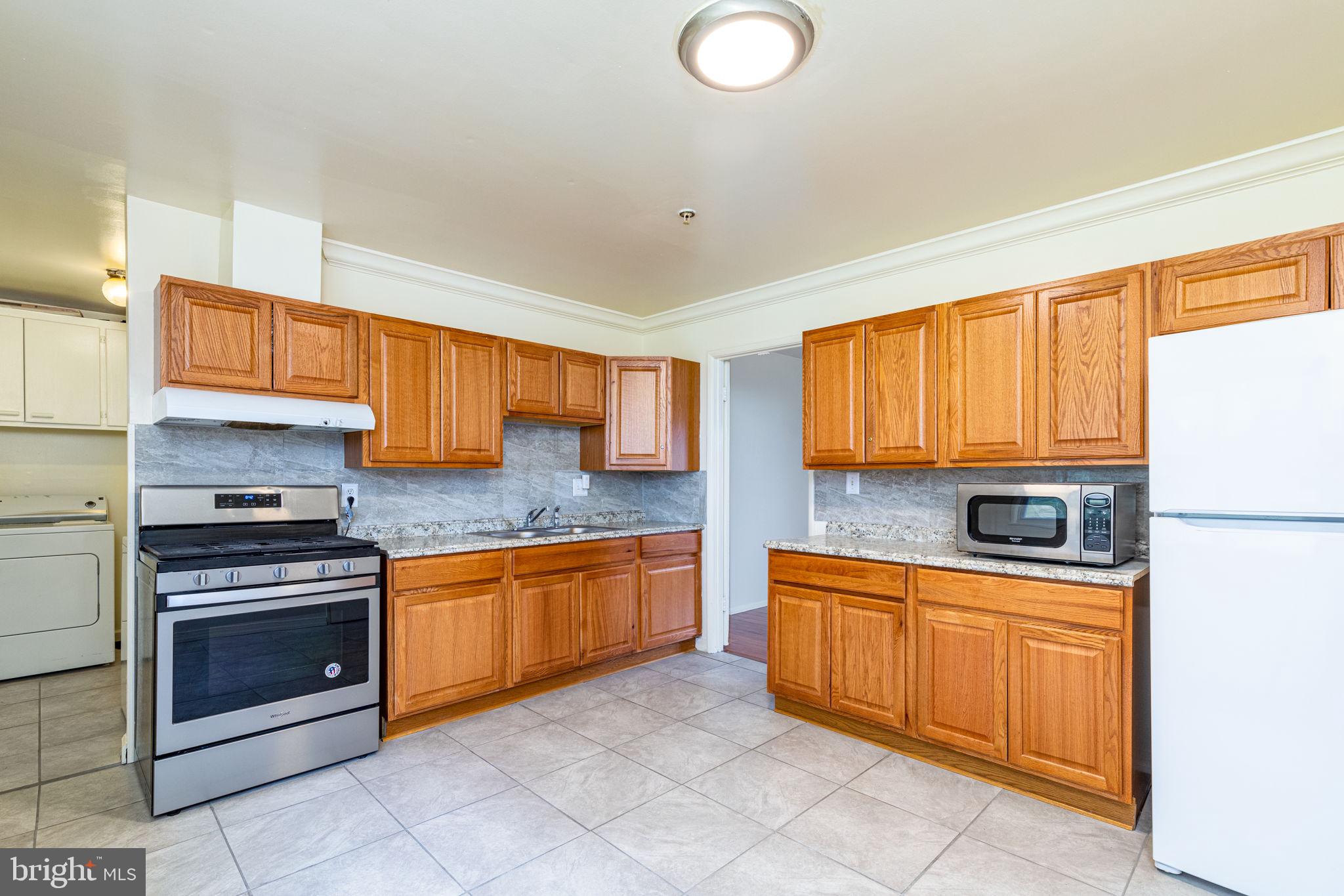 1911 Juniper Road Edgewood, MD 21040 - Photo 9 of 22 Kitchen