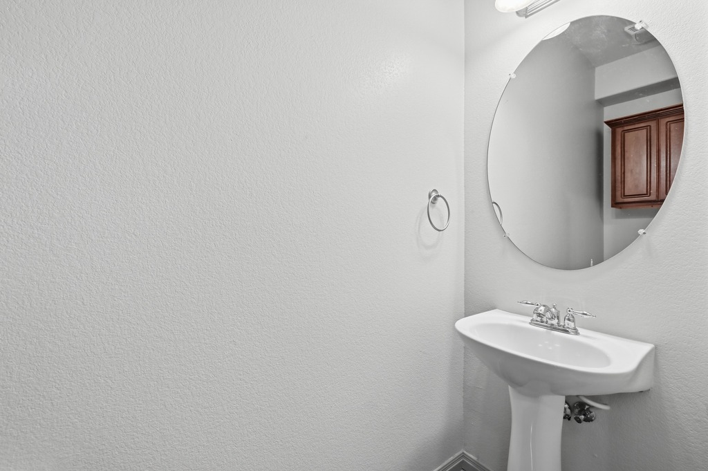 6015 Ponca Street, Unit A Austin, TX 78741 - Photo 17 of 28