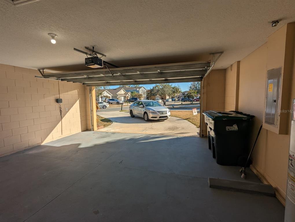 1538 Algonkin Loop Orlando, FL 32828 - Photo 37 of 48 a view of a room with gym equipment