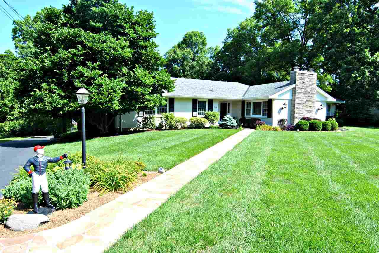 718 Dudley Road Fort Mitchell, KY 41017 - Photo 1 of 30