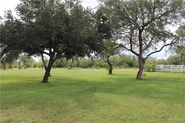 $850,000 | 375 West W Cr, Falfurrias, TX 78355
