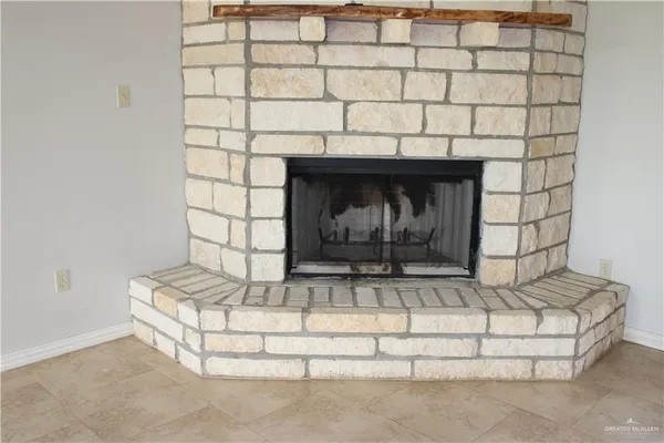 $850,000 | 375 West W Cr, Falfurrias, TX 78355