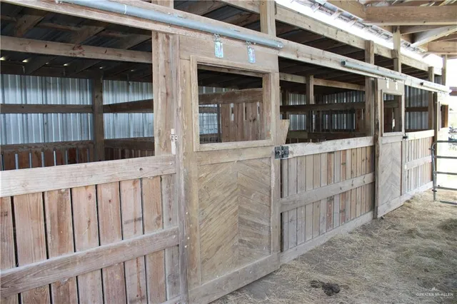 $850,000 | 375 West W Cr, Falfurrias, TX 78355