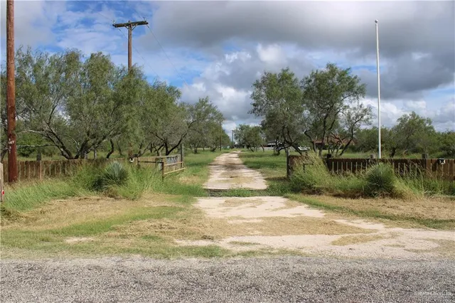 $850,000 | 375 West W Cr, Falfurrias, TX 78355