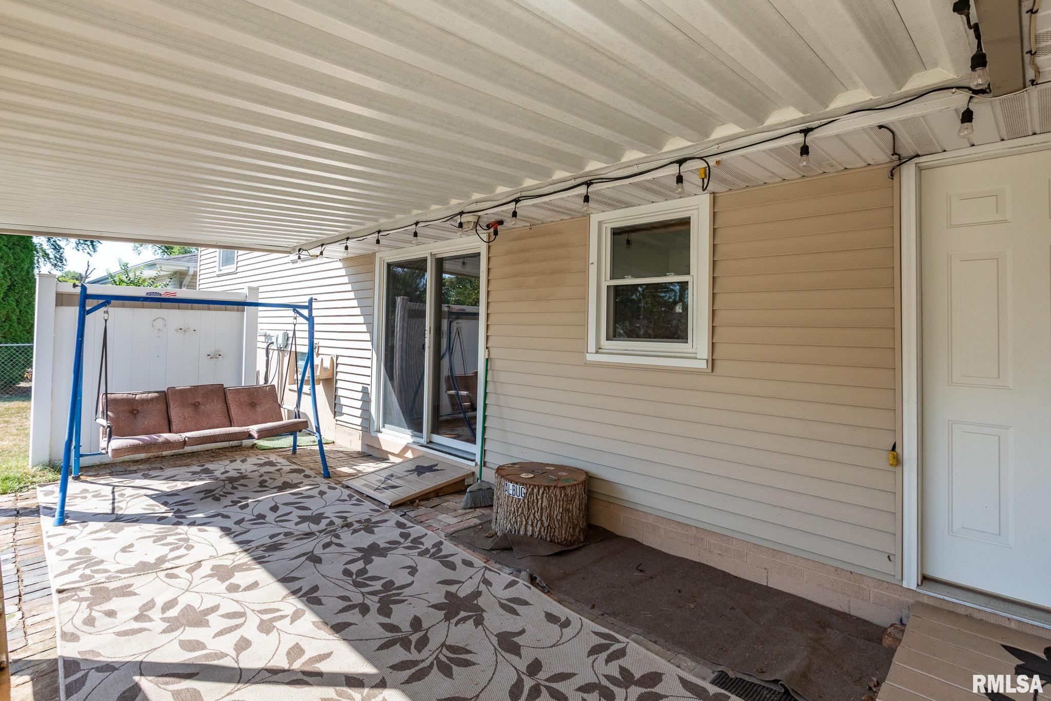 1203 Springfield Road East Peoria, IL 61611 - Photo 8 of 29 Gallery Image 8