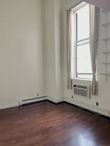 $1,750 | 124 Court Street, Unit 502, New Haven, CT 06510