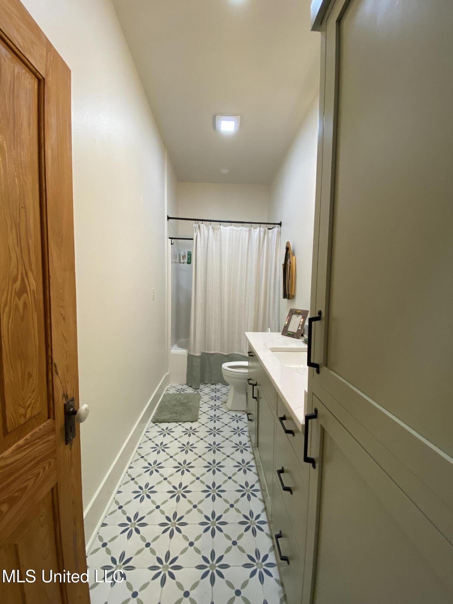 11 Long Island Road Poplarville, MS 39470 - Photo 26 of 56 28, IMG_6333