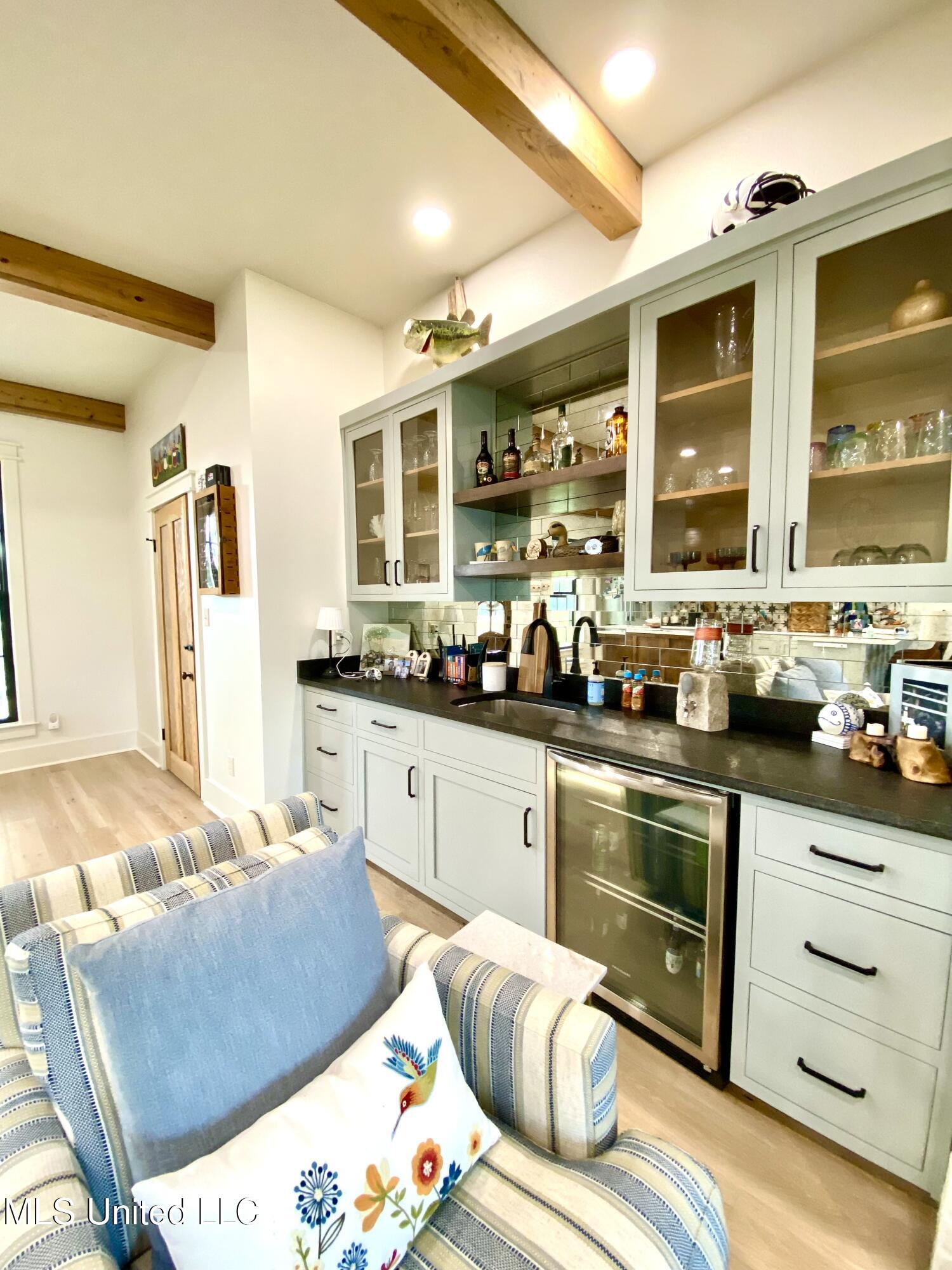 11 Long Island Road Poplarville, MS 39470 - Photo 4 of 56 5, IMG_6465